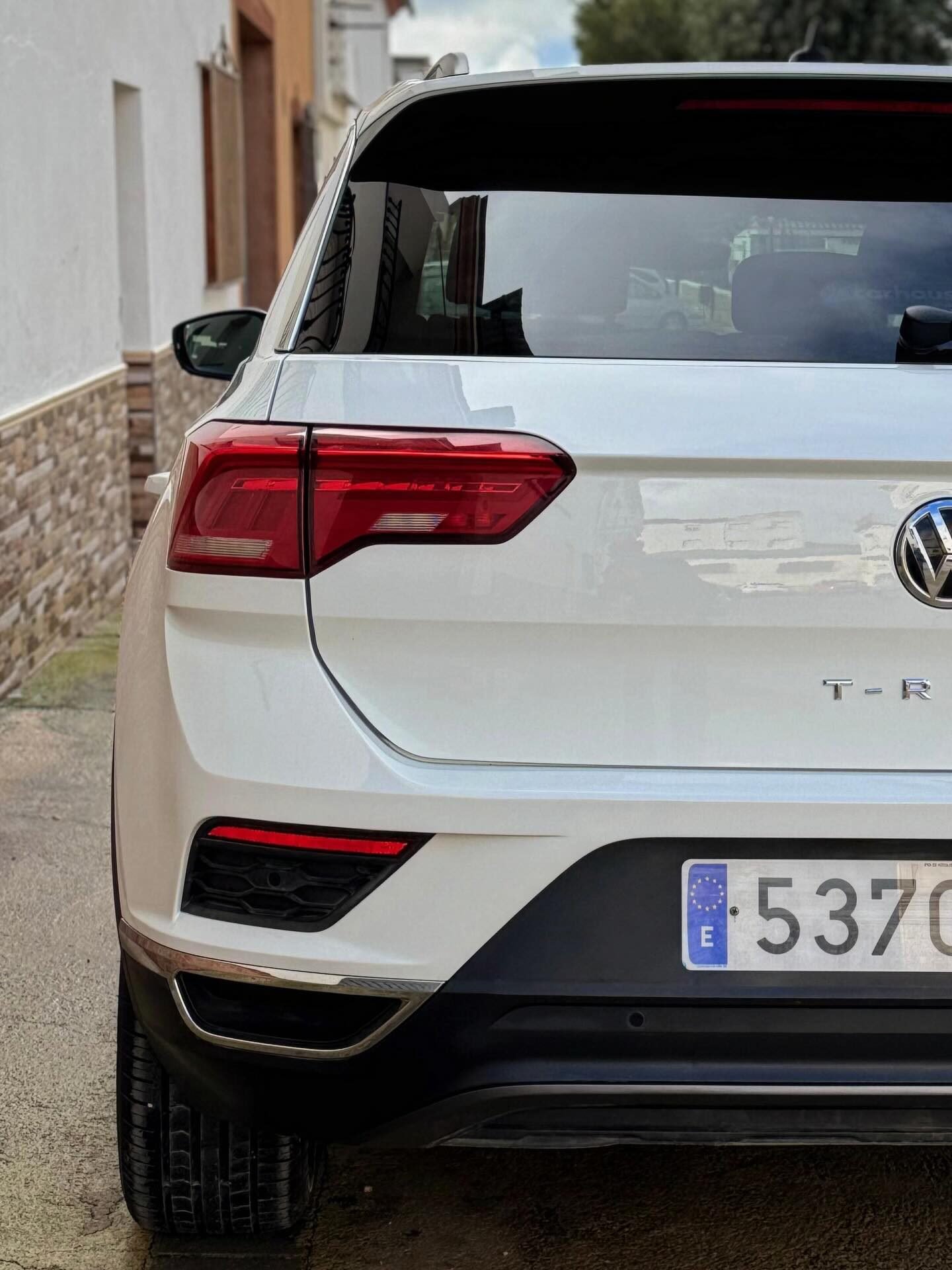 VOLKSWAGEN T-ROC 1.6 TDI ADVANCE