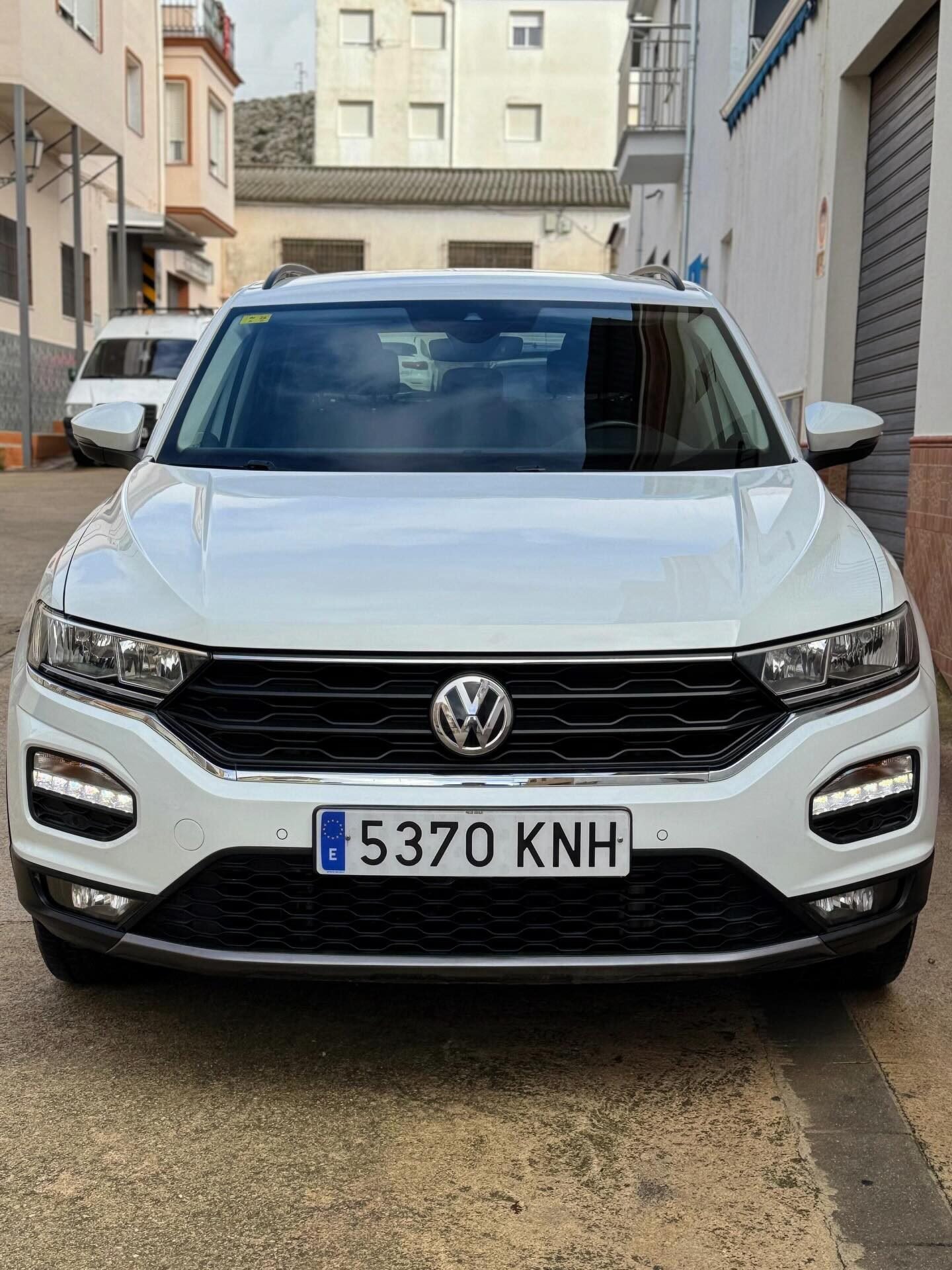 VOLKSWAGEN T-ROC 1.6 TDI ADVANCE