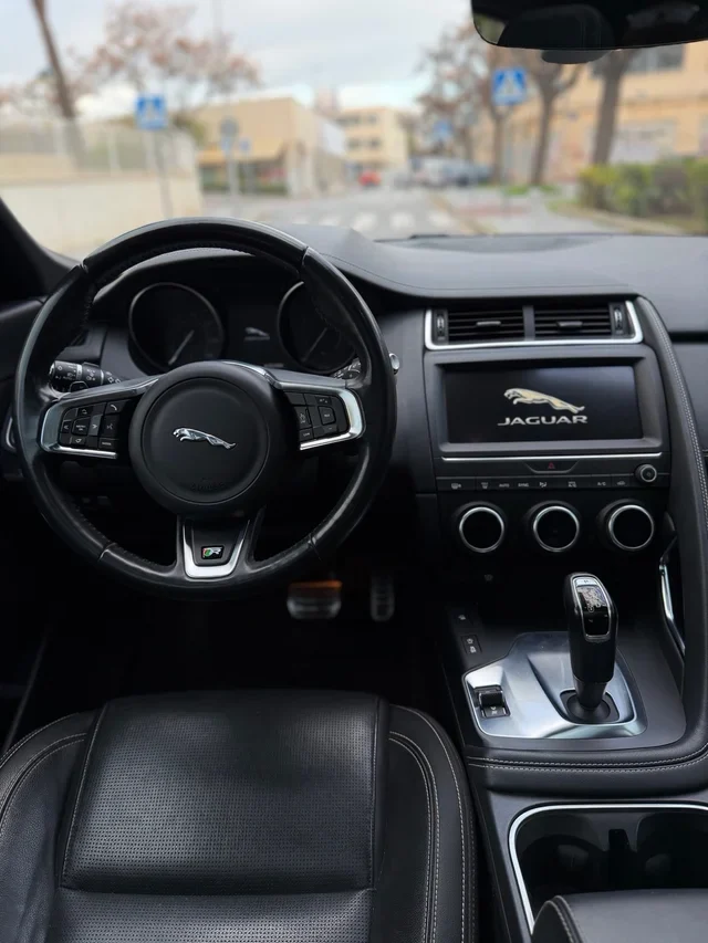 JAGUAR E PACE R-DYNAMIC