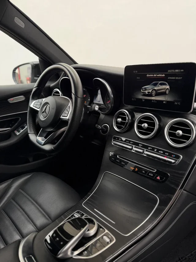 MERCEDES-BENZ GLC 350E PACK AMG